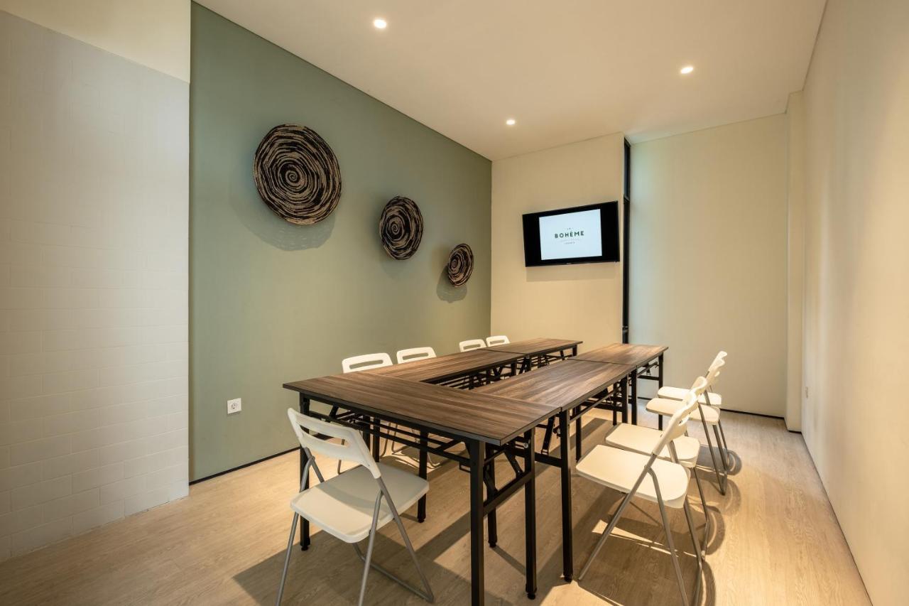 La Boheme, Rooms&Coffee Yakarta Exterior foto
