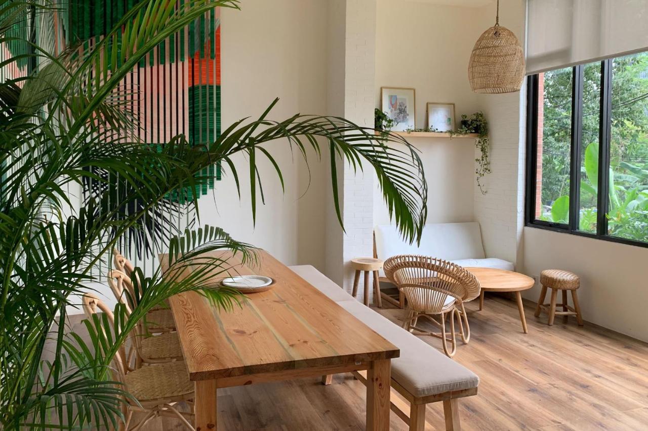 La Boheme, Rooms&Coffee Yakarta Exterior foto